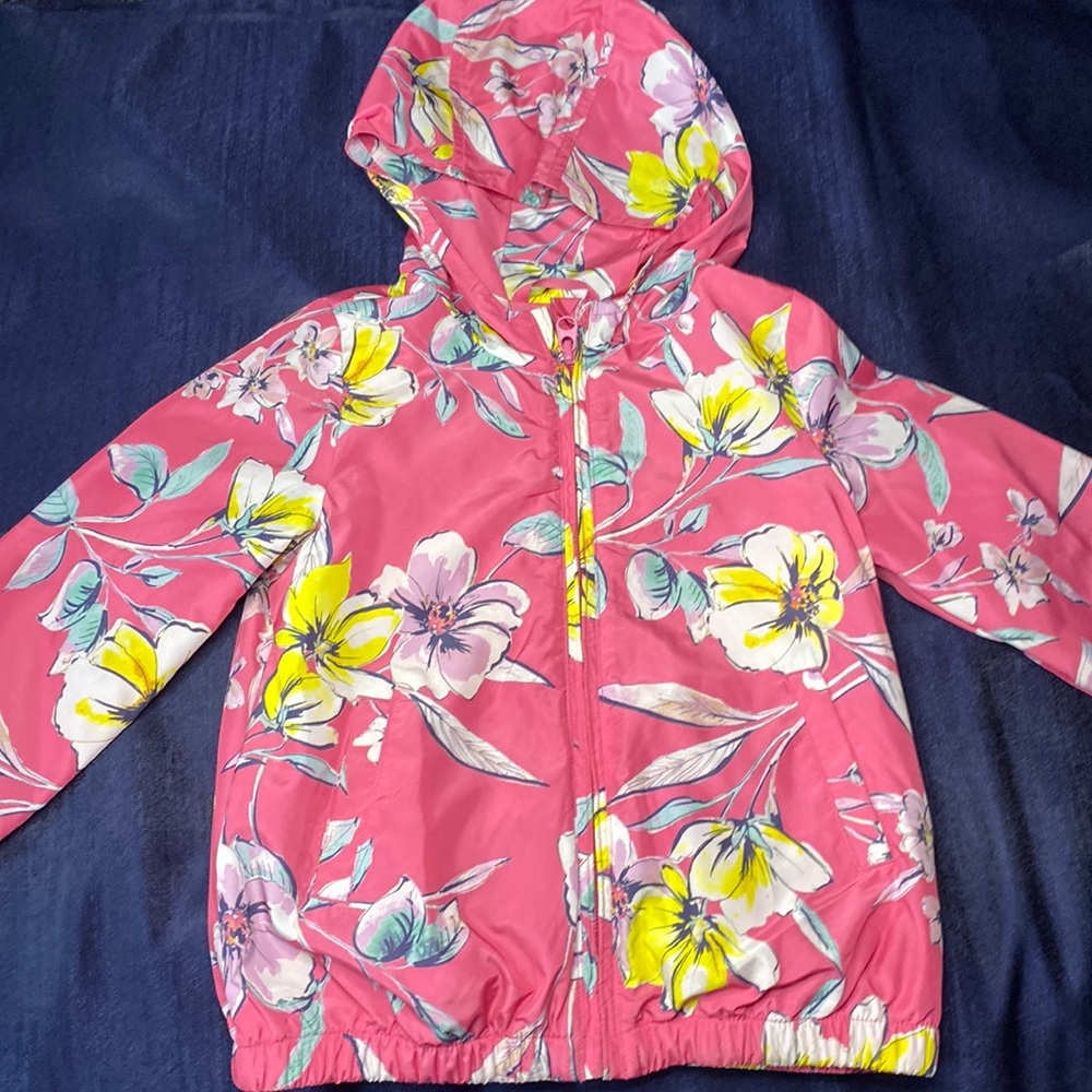 Cute girls pink raincoat
